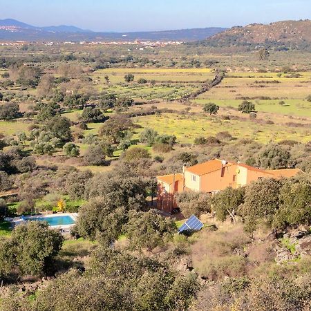 Finca El Rabilargo Arroyomolinos de Montánchez Exterior photo
